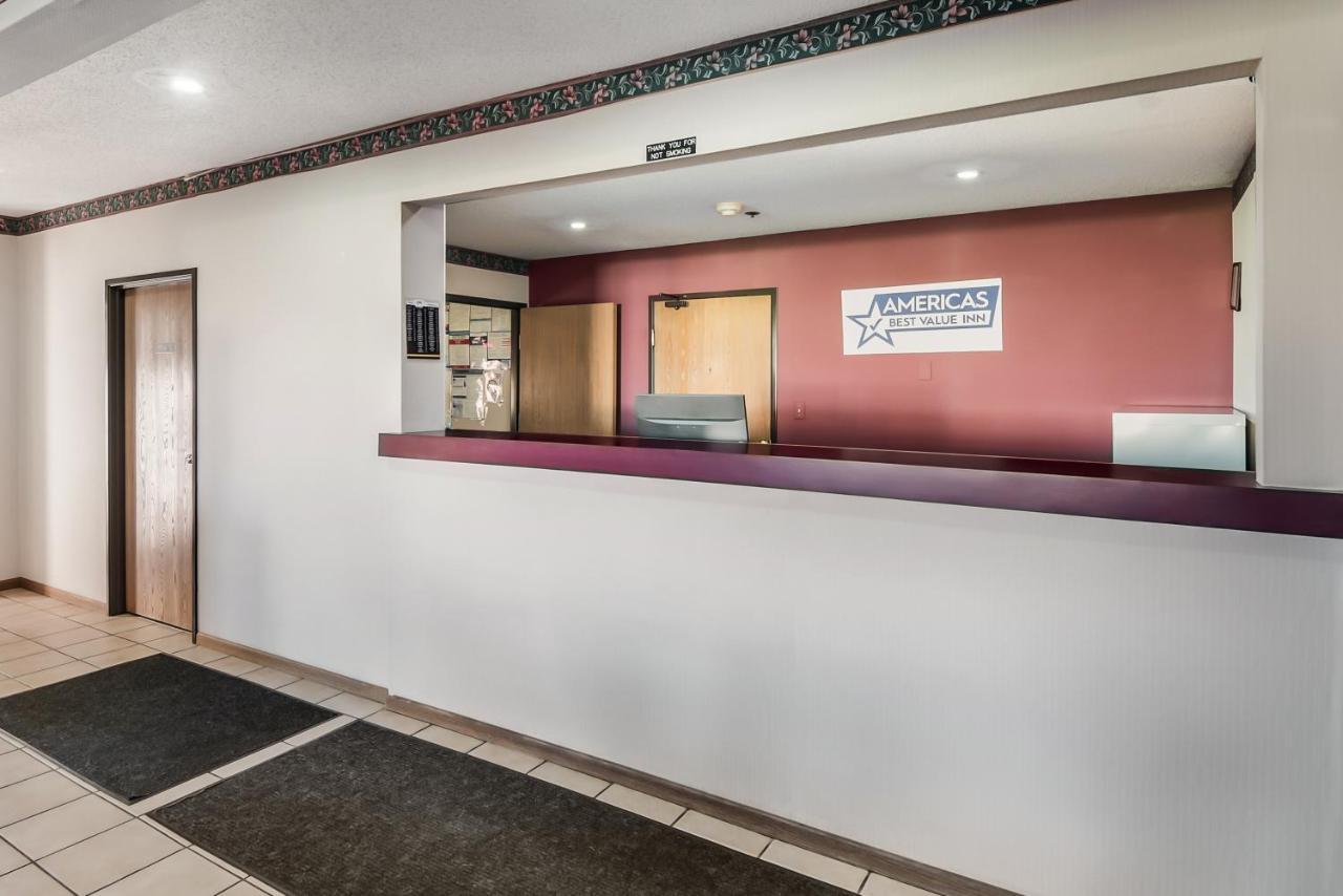 Americas Best Value Inn-Wenona Kültér fotó