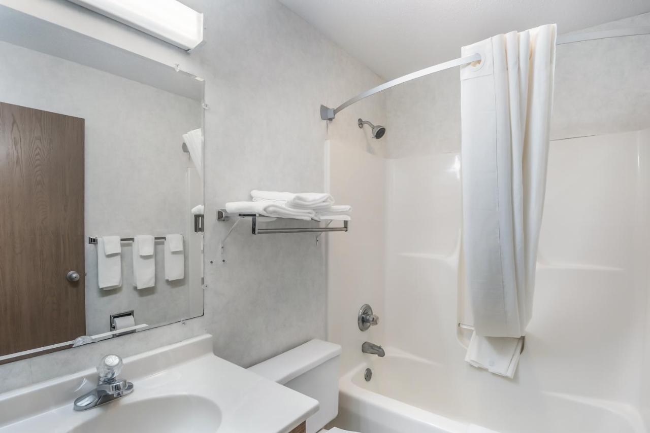 Americas Best Value Inn-Wenona Kültér fotó
