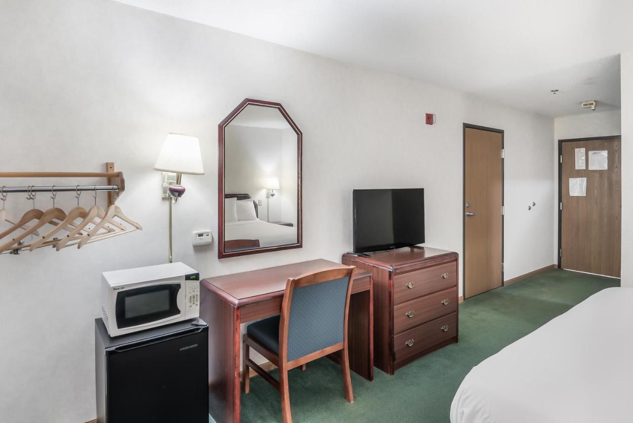 Americas Best Value Inn-Wenona Kültér fotó