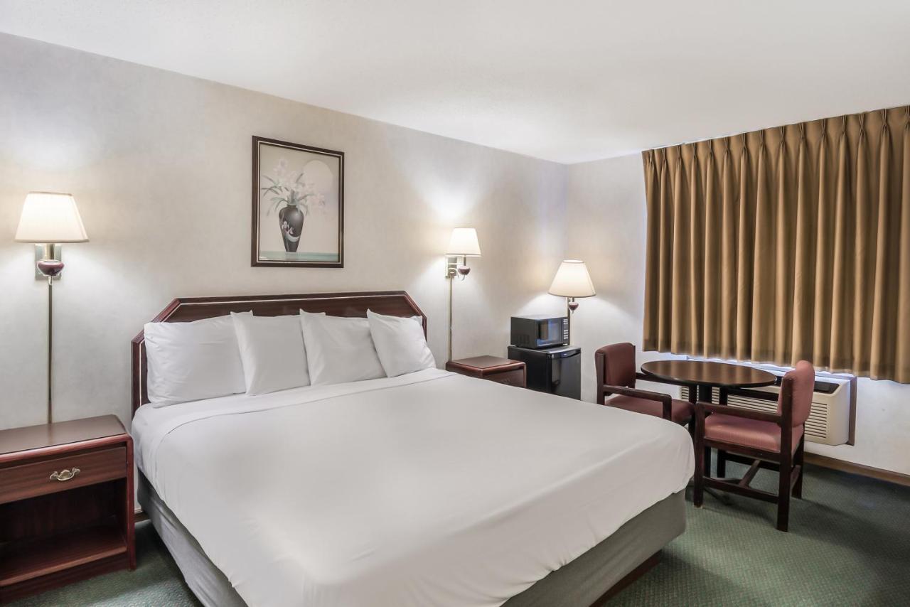 Americas Best Value Inn-Wenona Kültér fotó