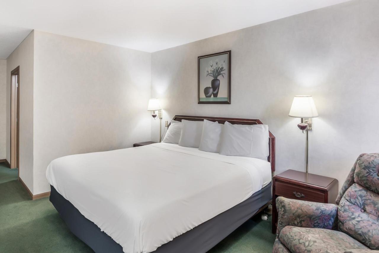 Americas Best Value Inn-Wenona Kültér fotó