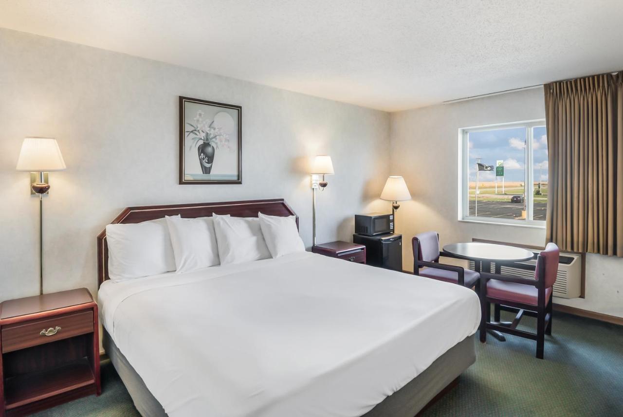 Americas Best Value Inn-Wenona Kültér fotó