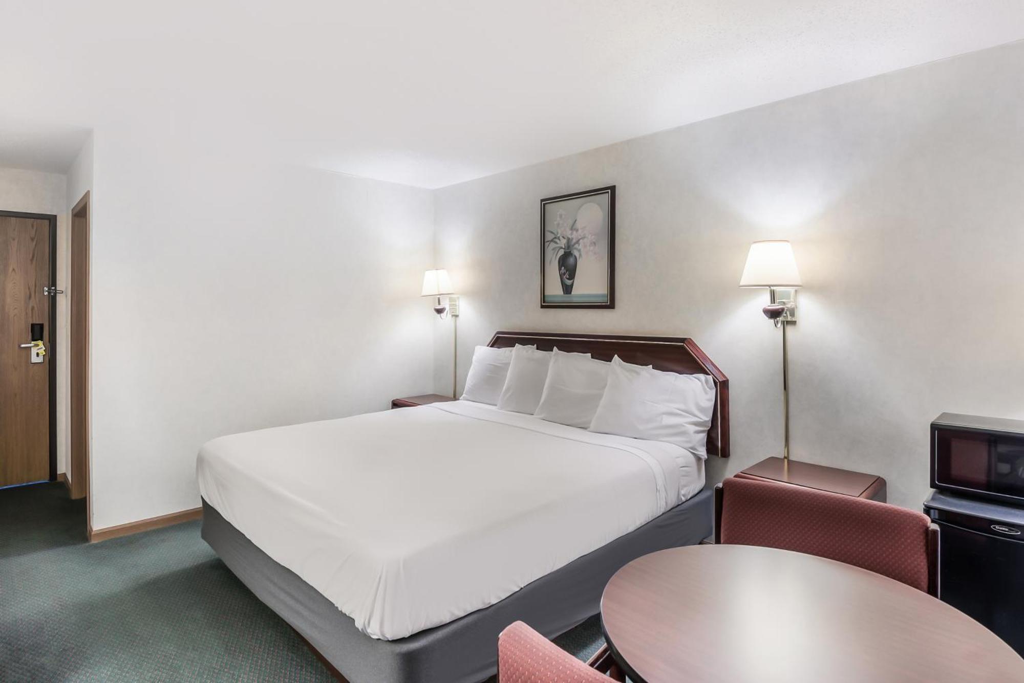 Americas Best Value Inn-Wenona Kültér fotó