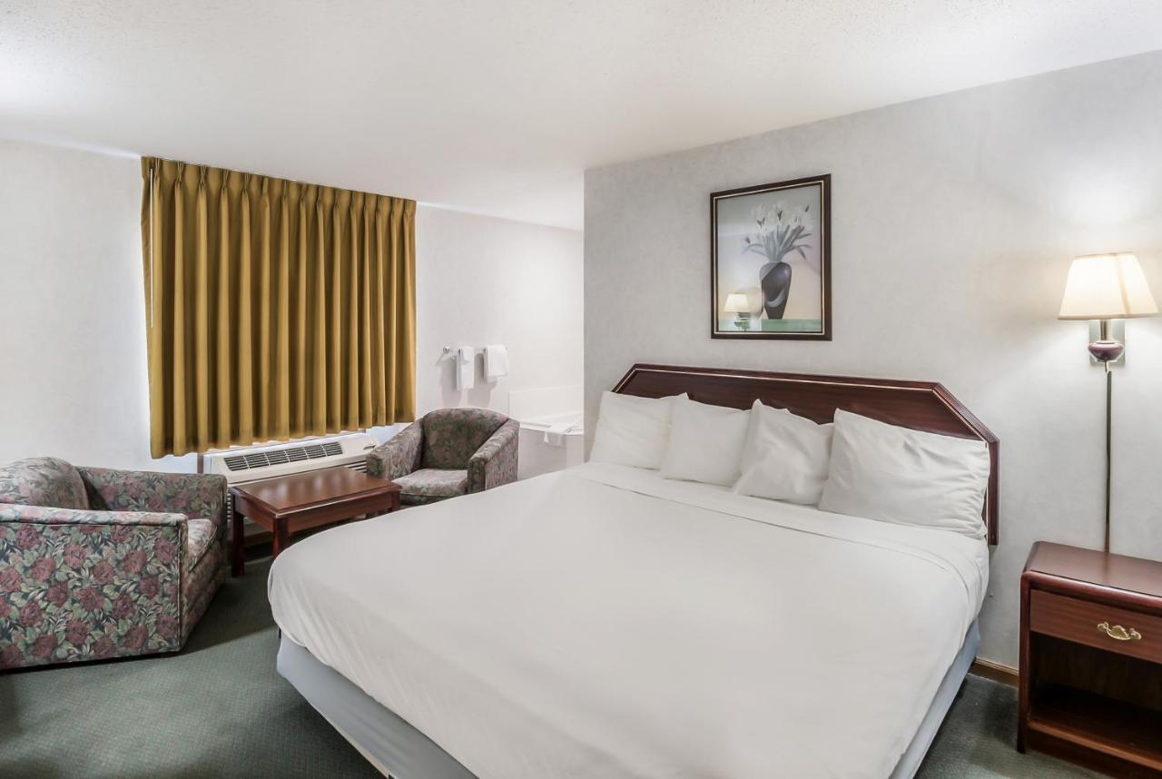 Americas Best Value Inn-Wenona Kültér fotó