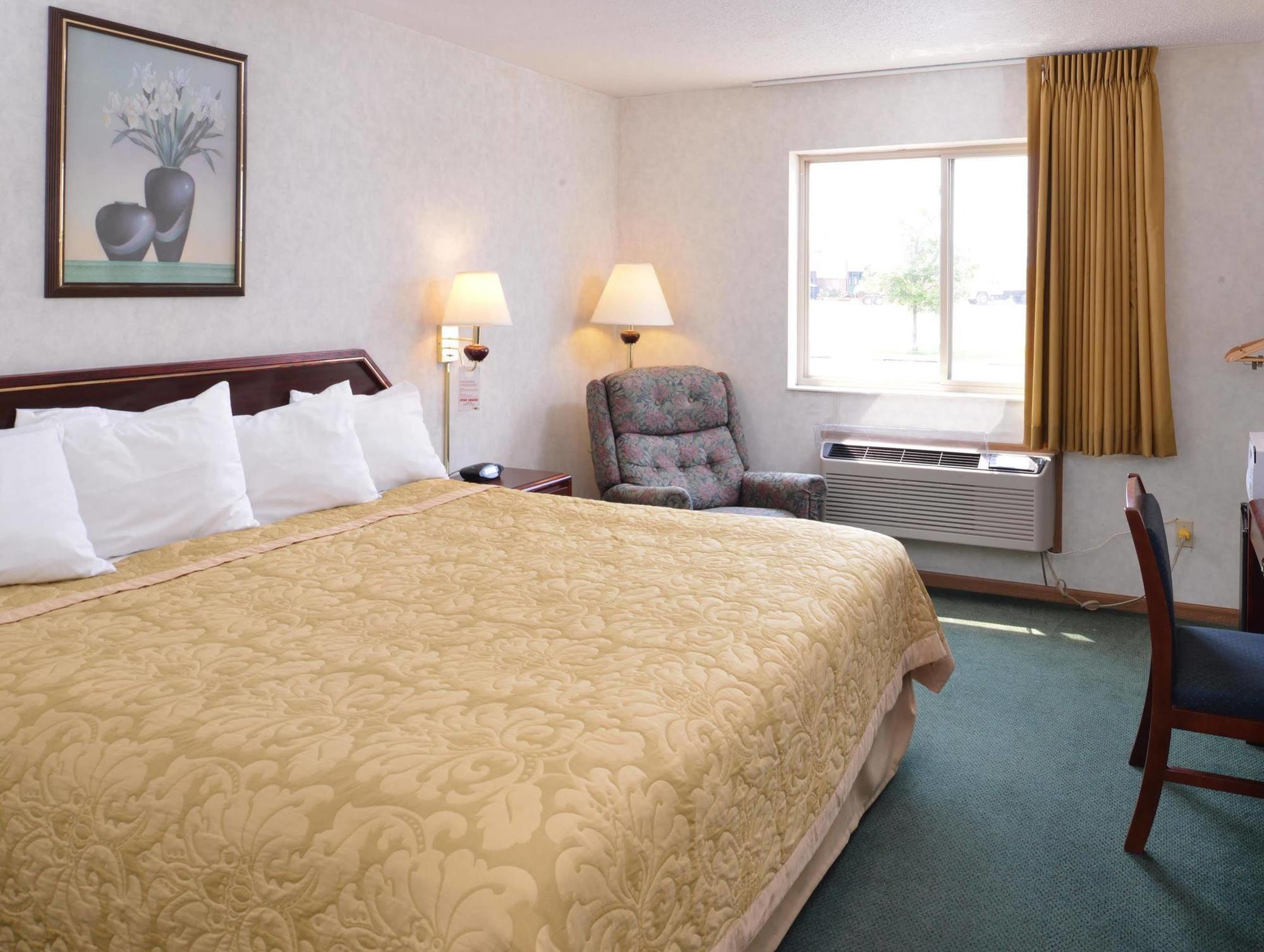 Americas Best Value Inn-Wenona Kültér fotó